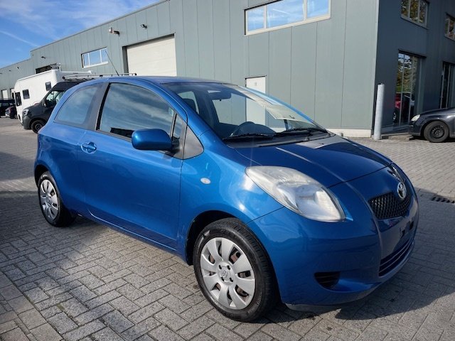 Photo de Toyota Yaris 1.0 VVT-i 