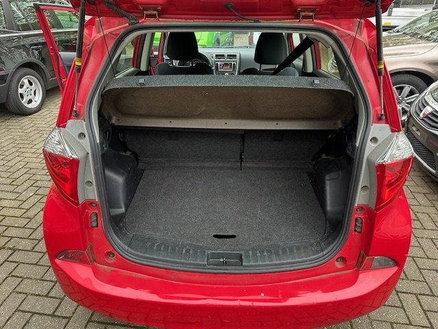 Photo de Toyota  Verso 1.3 VVT.I