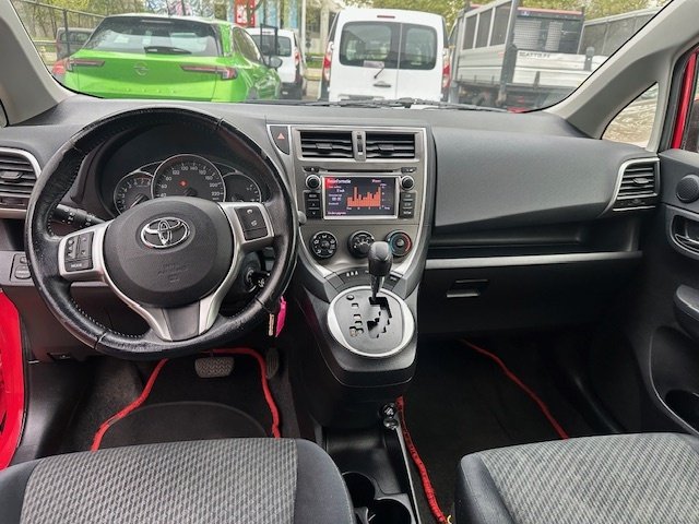 Photo de Toyota  Verso 1.3 VVT.I