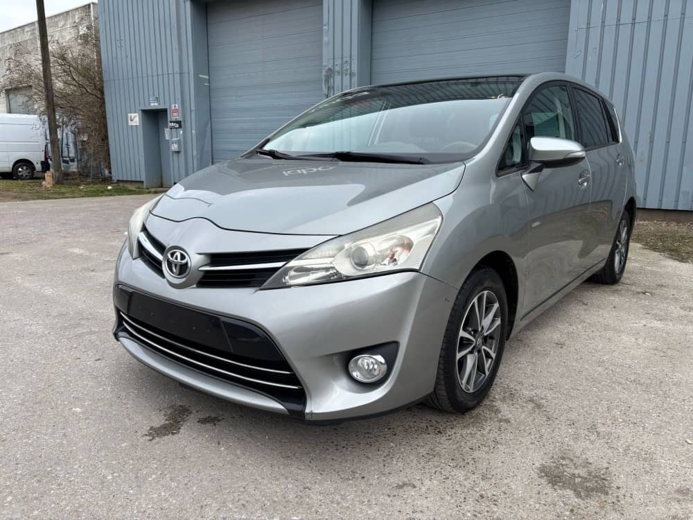 Photo de Toyota  Verso 1.6 VVT-i