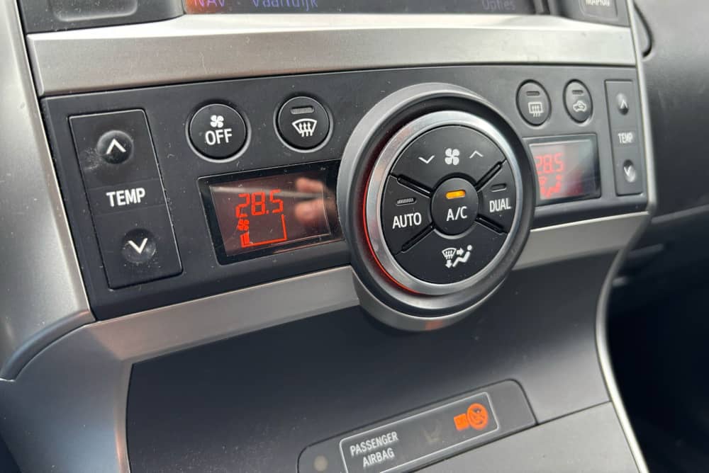 Photo de Toyota  Verso 1.6 VVT-i