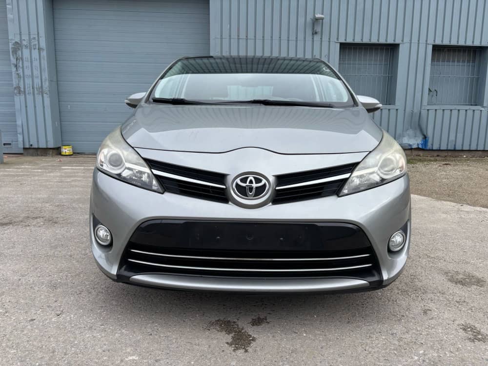 Photo de Toyota  Verso 1.6 VVT-i