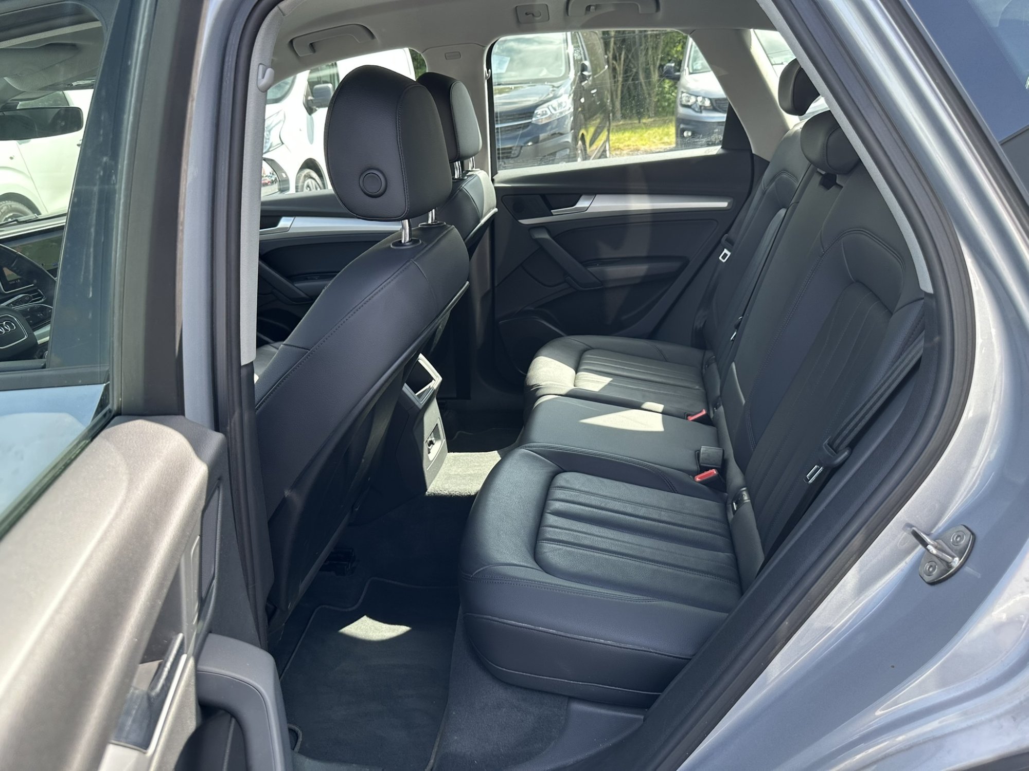 Photo de Audi  Q5 30 TDI Business