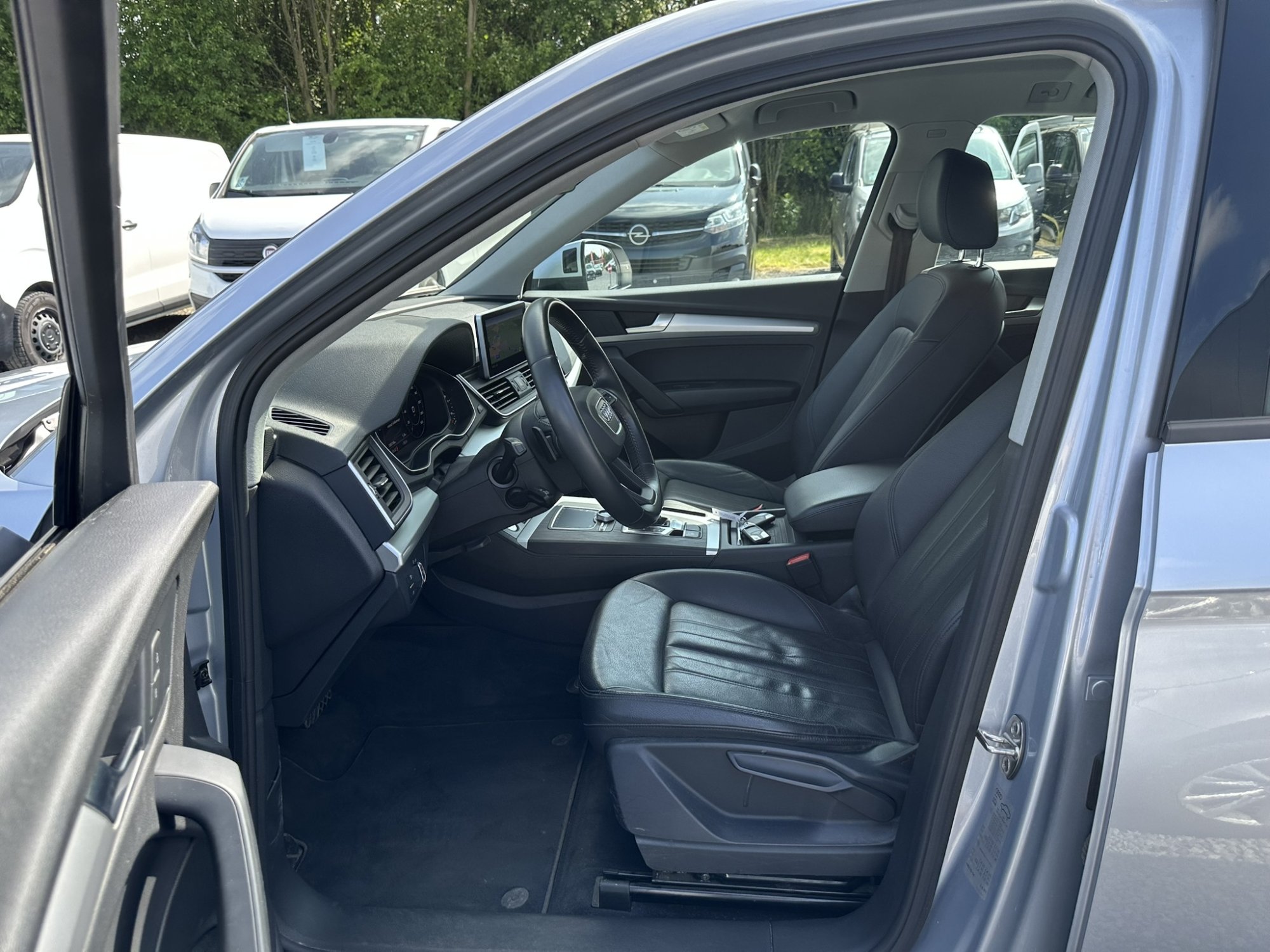 Photo de Audi  Q5 30 TDI Business