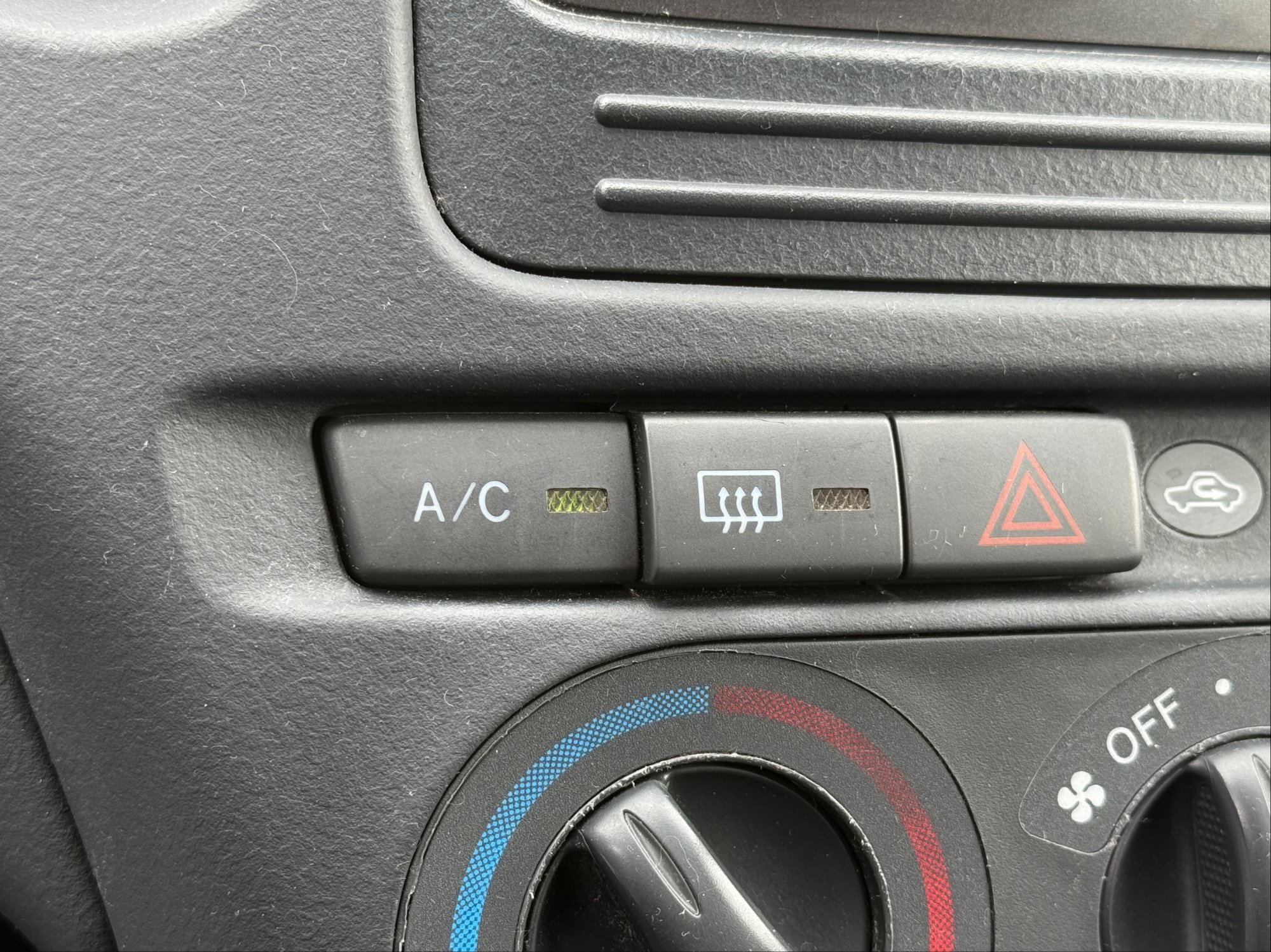 Photo de Toyota  Yaris Verso 1.3 